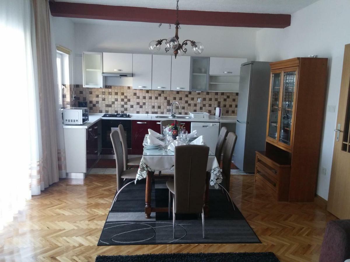 Anna Apartment Марина Экстерьер фото