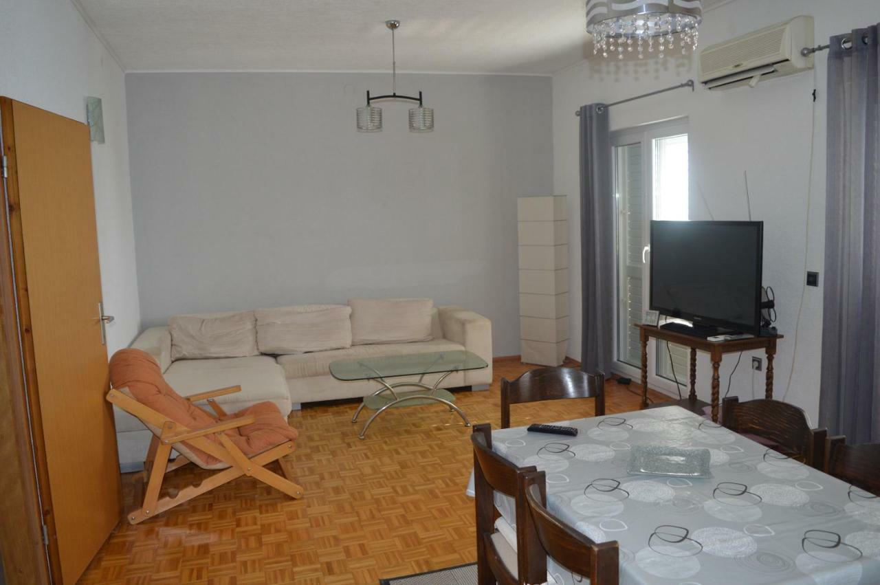 Anna Apartment Марина Экстерьер фото